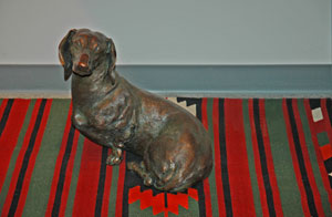 fine bronze sculpture of the dog