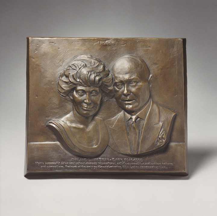 Ann and Gary Bray Human Bronze Sculpture a Joy Beckner sculpture