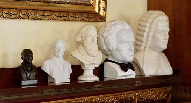 “Scott Joplin” with Bach, Beethoven & more greats in Hannover, Germany “Scott Joplin” a bronze sculpture by Joy Beckner