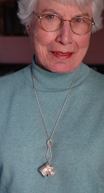 Charlotte Peltz - Living with Your Dog Articles Charlotte Peltz - Living with Your Dog Articles